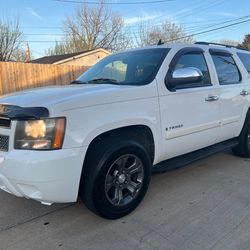 vendo mi bella Chevrolet Tahoe, año 2008