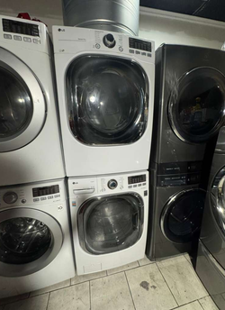 LG Front Load Washer & Dryer Set with SteamWash