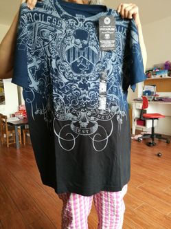 New men's sz x-large shirt