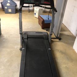 Deluxe Treadmill