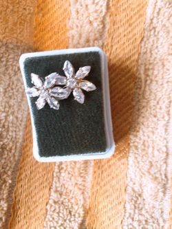 Beautiful earrings silver 925