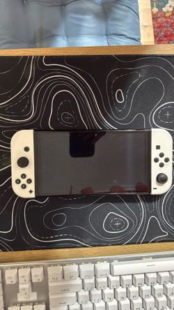 Nintendo OLED with games