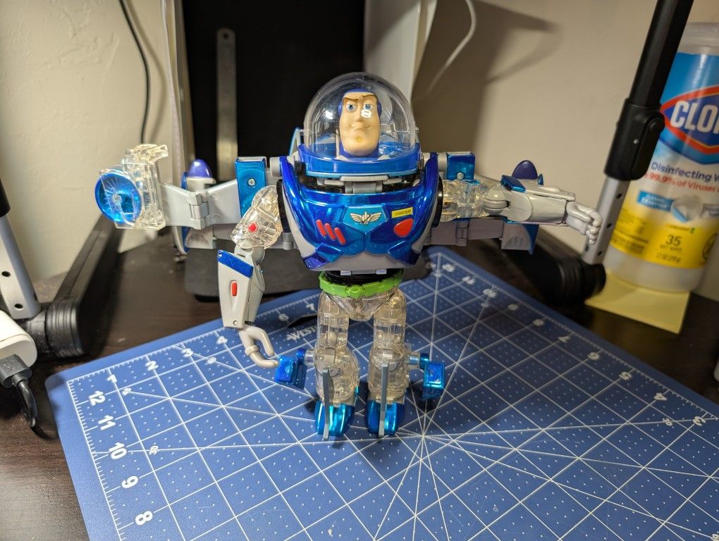 2000 Disney Pixar Toy Story 2 Metal Morphers Buzz Lightyear Blue
