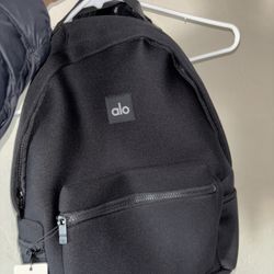 ALO Hat & Backpack 🎒 