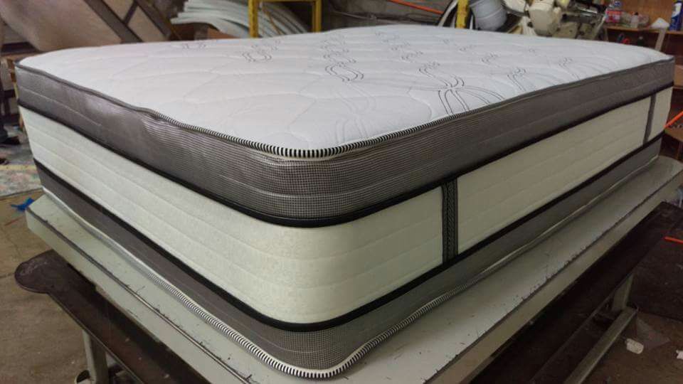 Venta de camas mattreses and box spring