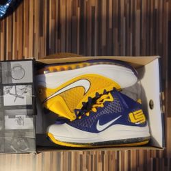 Lebron 7 Media Day Good Cond Sz 9.5 $150