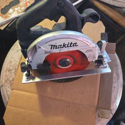 Makita Brushless Impact Gun And Skill Saw