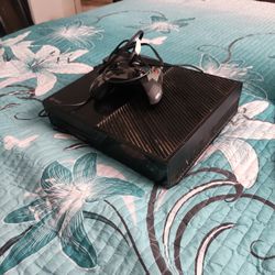 Xbox One Custom               160 Dollars   Title