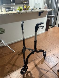 3 wheel walker