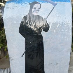 Childs horror robe Halloween costume brand new