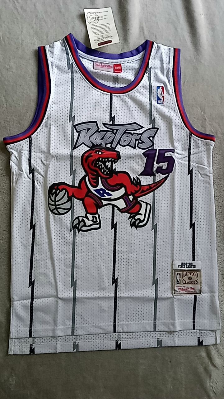 USA Vince Carter jersey (M) for Sale in Bakersfield, CA - OfferUp