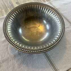 Wilton Armetale Flutes & Pearls Medium Vegetable Serving Bowl
