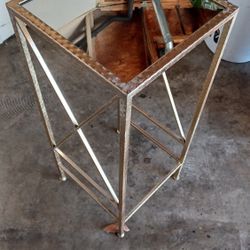 Mirror Accent Table 12x12x28