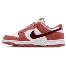 Low Dunks Vday