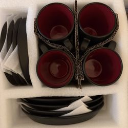 Brand New Dishes 16 Piece