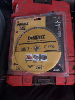 Dewalt saw blade