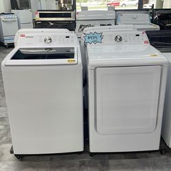 Set Samsung washer 4.2 cu ft and dryer 7 cu ft