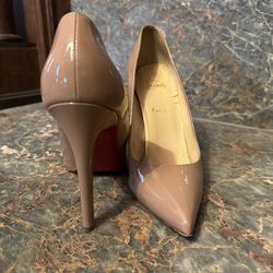 Christian Louboutin Pigalle, nude patent leather