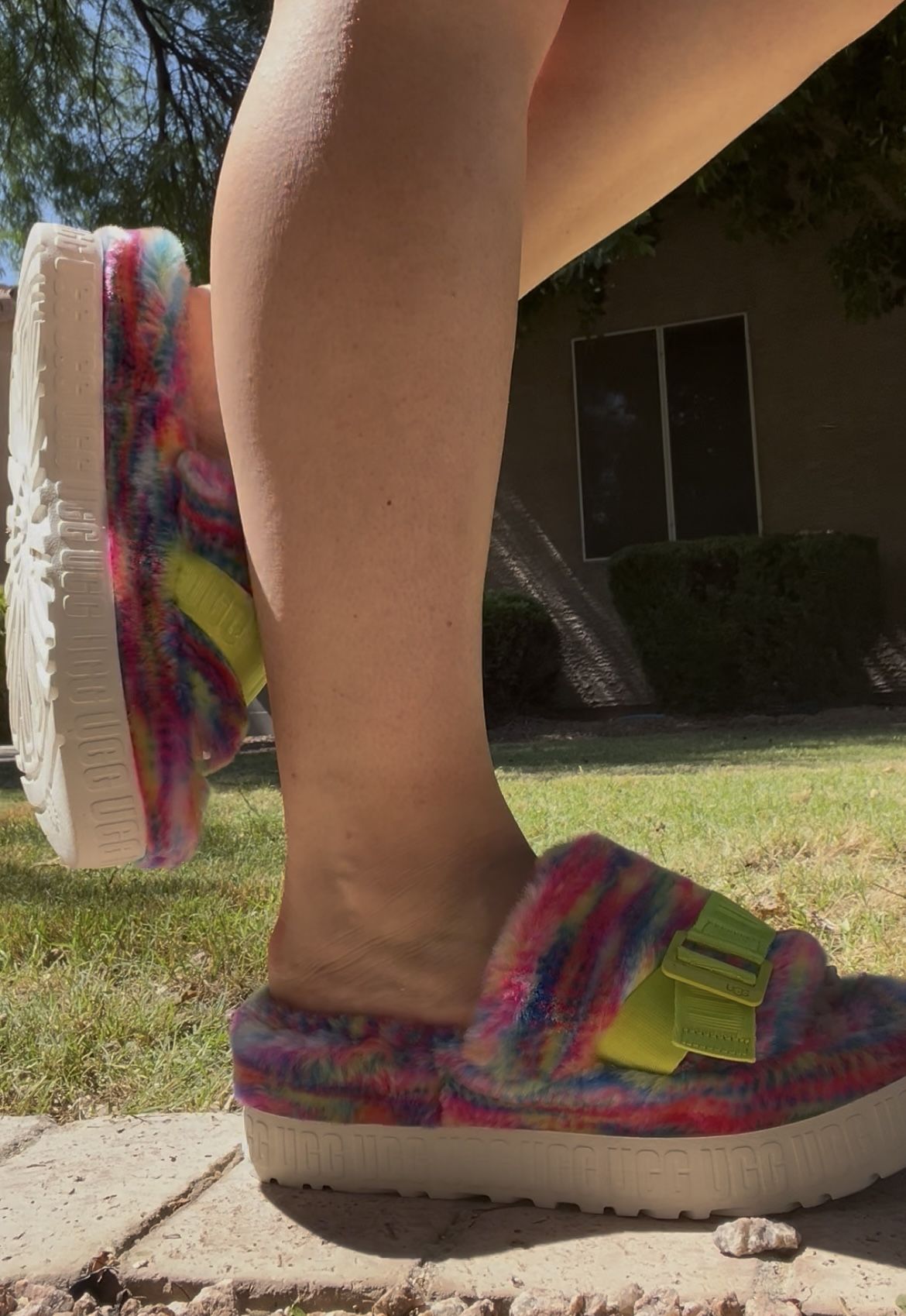 UGG Multicolor Slipper With Neon Strap 