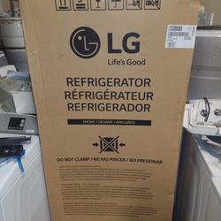 Brand new LG stainless fridge, delivery available!!!