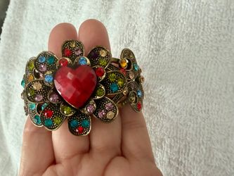 Antique Gold Heart Rhinestone Cuff Bracelet