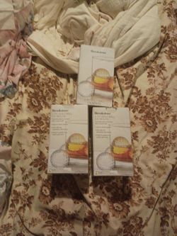 Brookstone 2- PC GOLF ALL ICE MOLDS