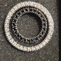 Victoria Wieck Pendant