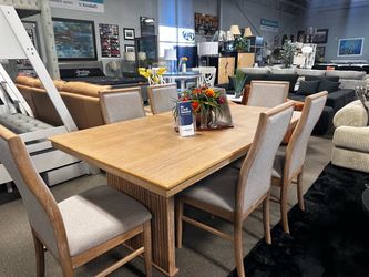 Wood Dining Table set! 🏠🚨 Easy Financing!