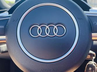 2015 Audi R8 Thumbnail