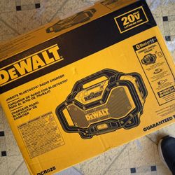 Dewalt Radio Charger 20v DCR025 NEW!