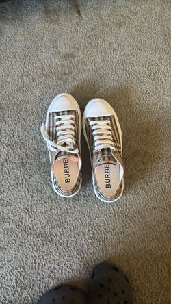 Burberry Shoes Size 11
