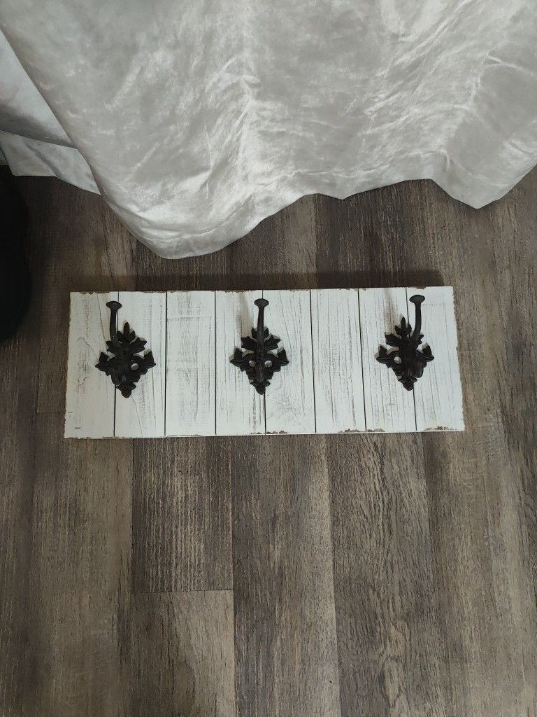 Shabby Chic Coat Rack/Hanger