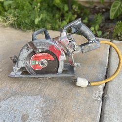 Selling A Skillsaw 7 1/4 , still in good condition asking $145