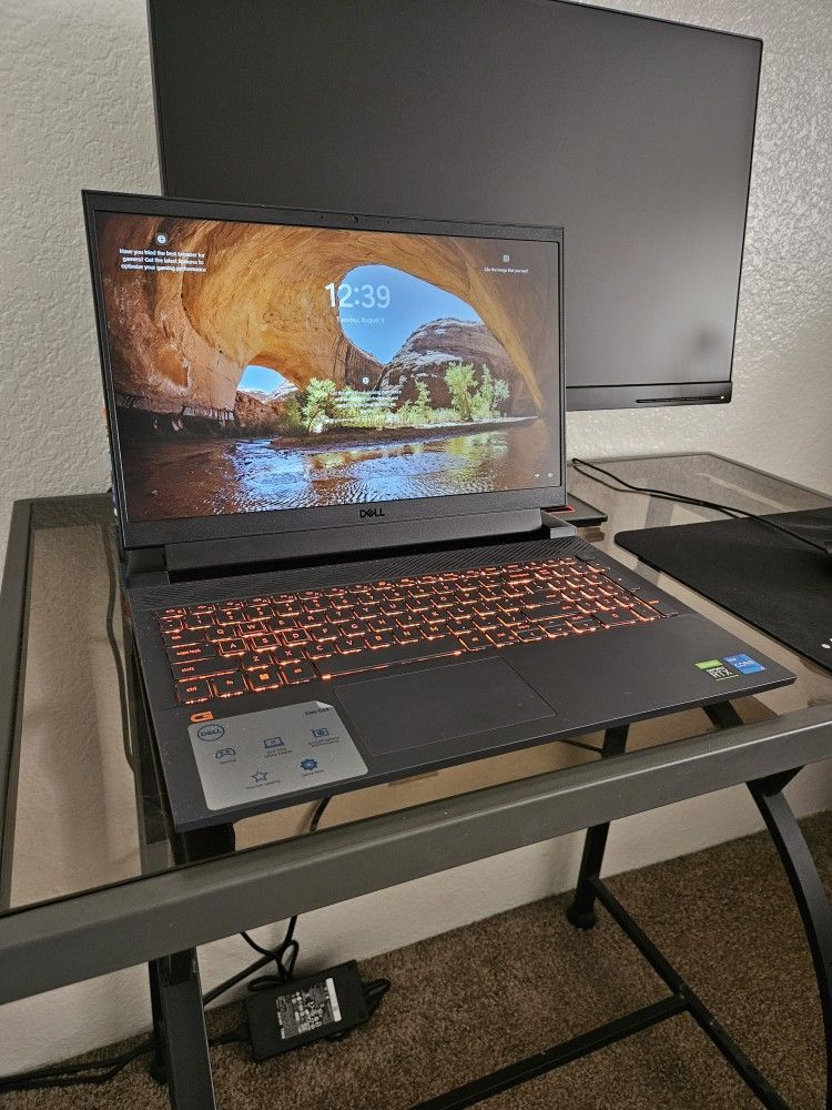 Dell G15 Gaming Laptop - Intel Core i5 12500H - RTX 3050 - 16GB Memory - 1TB SSD