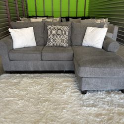 Small Grey Sectional Sofa Couch (Delivery AVAILABLE)