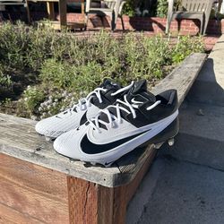 12.5 nike vapor edge elite 360 2 white and black Football cleats