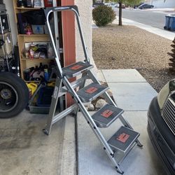 Little Giant 4 Step Ladder 