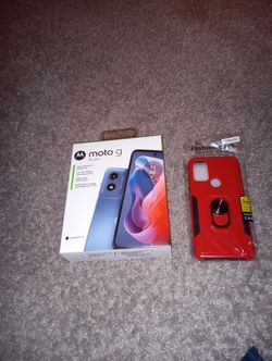 New In Box Cricket Moto G Play 2024.      4o2 383 391o