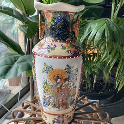 Vase 10” Satsuma Japanese Antique Geisha Girls Vase Hand Painted Pottery Pot