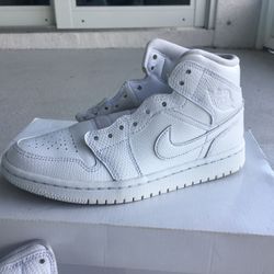 Snake Skin White Ones