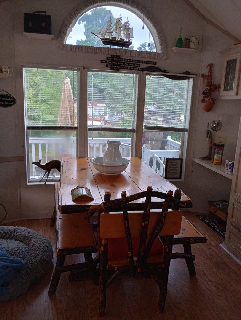 Handmade Amish Dining Table