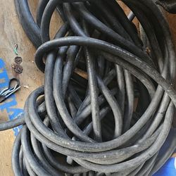 6/3 Soow Cord  Cable 150'  Tengo Dos Cortes De 150 Pies