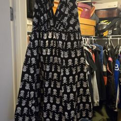 TORRID LIKE NEW SKULL HALTER TOP DRESS