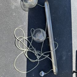 Three Bulb light fixture