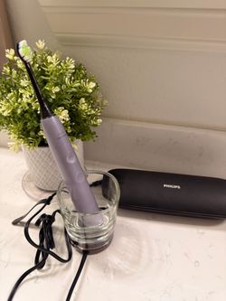 Electric Toothbrush - Philips Sonicare