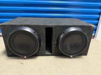 Beast of Subs 2 10"Rockford Fosgate T1 subs in Porte box