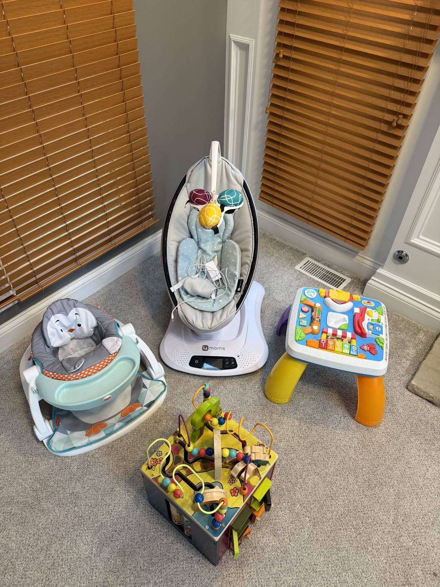 Toys For Babies ( 4MomS)