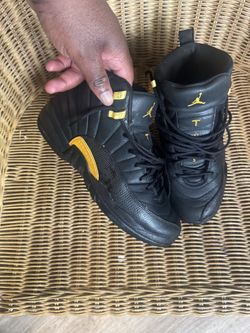 Jordan 12 black taxi size 7