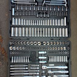 Mechanics tool set 264 piece