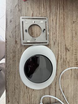 Nest Learning Thermostat (4th Gen) with Nest Temperature Sensor (2nd Gen) - Polished Obsidian